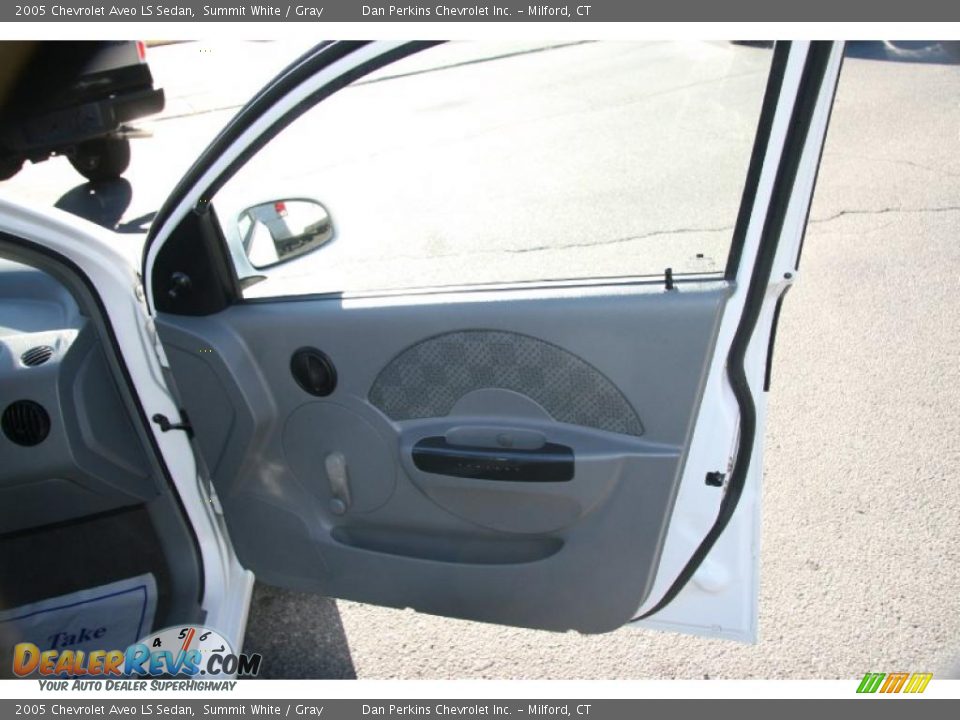 2005 Chevrolet Aveo LS Sedan Summit White / Gray Photo #15