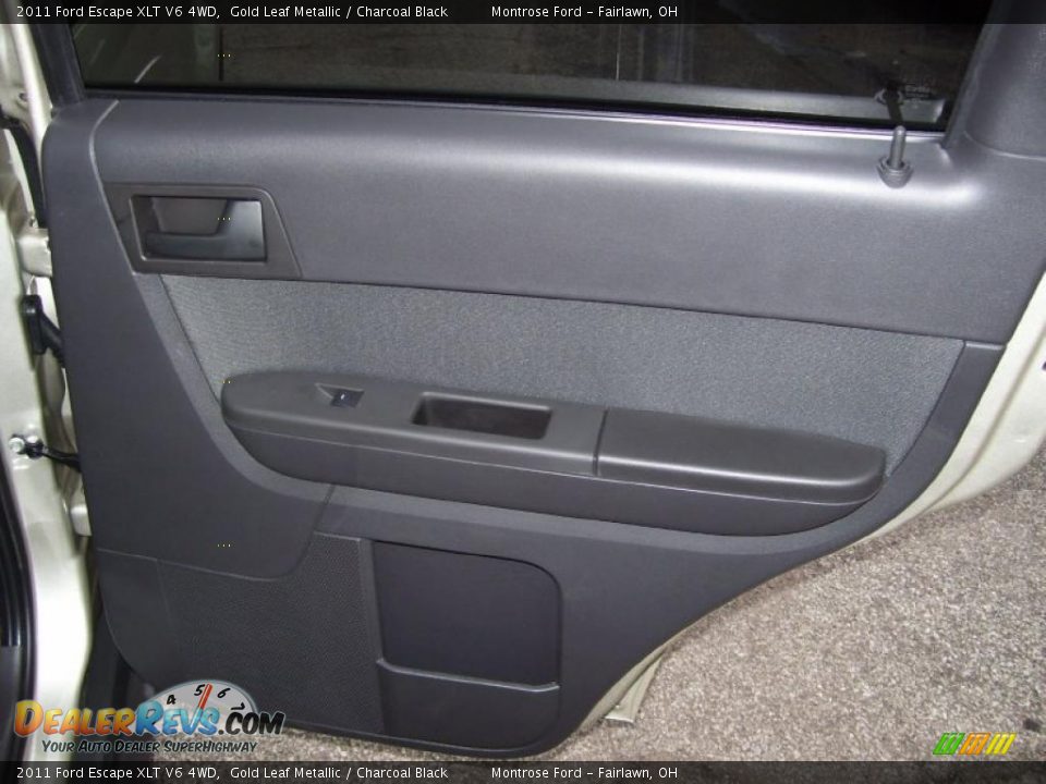 2011 Ford Escape XLT V6 4WD Gold Leaf Metallic / Charcoal Black Photo #15