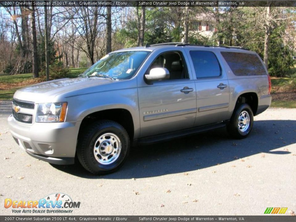 2007 Chevrolet Suburban 2500 LT 4x4 Graystone Metallic / Ebony Photo #2