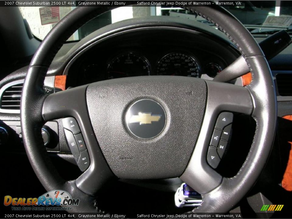 2007 Chevrolet Suburban 2500 LT 4x4 Steering Wheel Photo #24