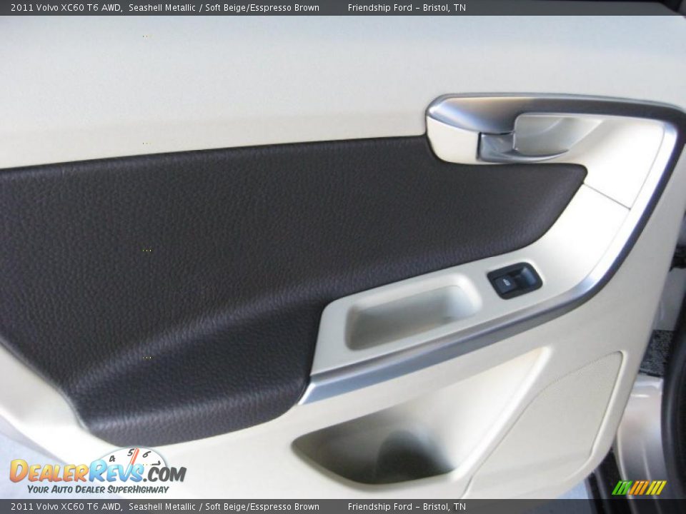 Door Panel of 2011 Volvo XC60 T6 AWD Photo #13