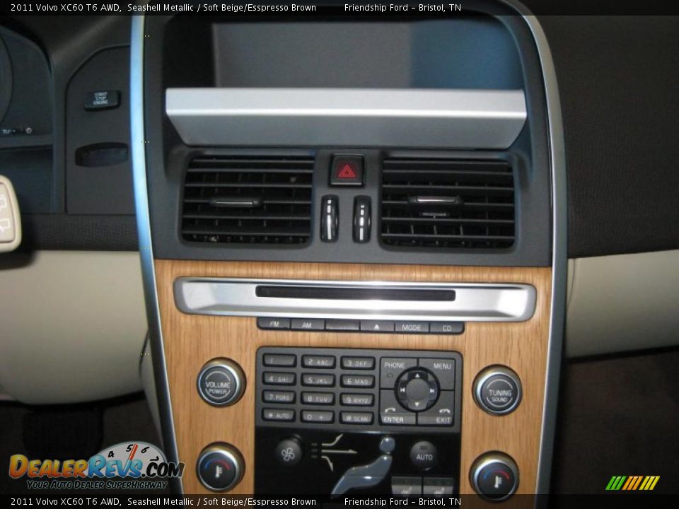 Controls of 2011 Volvo XC60 T6 AWD Photo #21