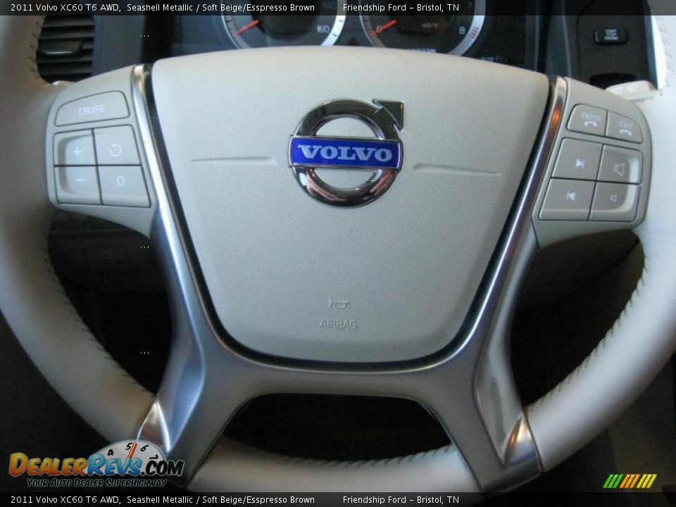 Controls of 2011 Volvo XC60 T6 AWD Photo #23