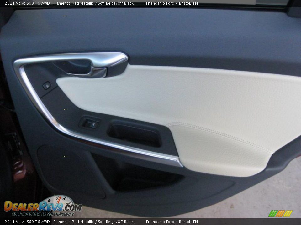 Door Panel of 2011 Volvo S60 T6 AWD Photo #19