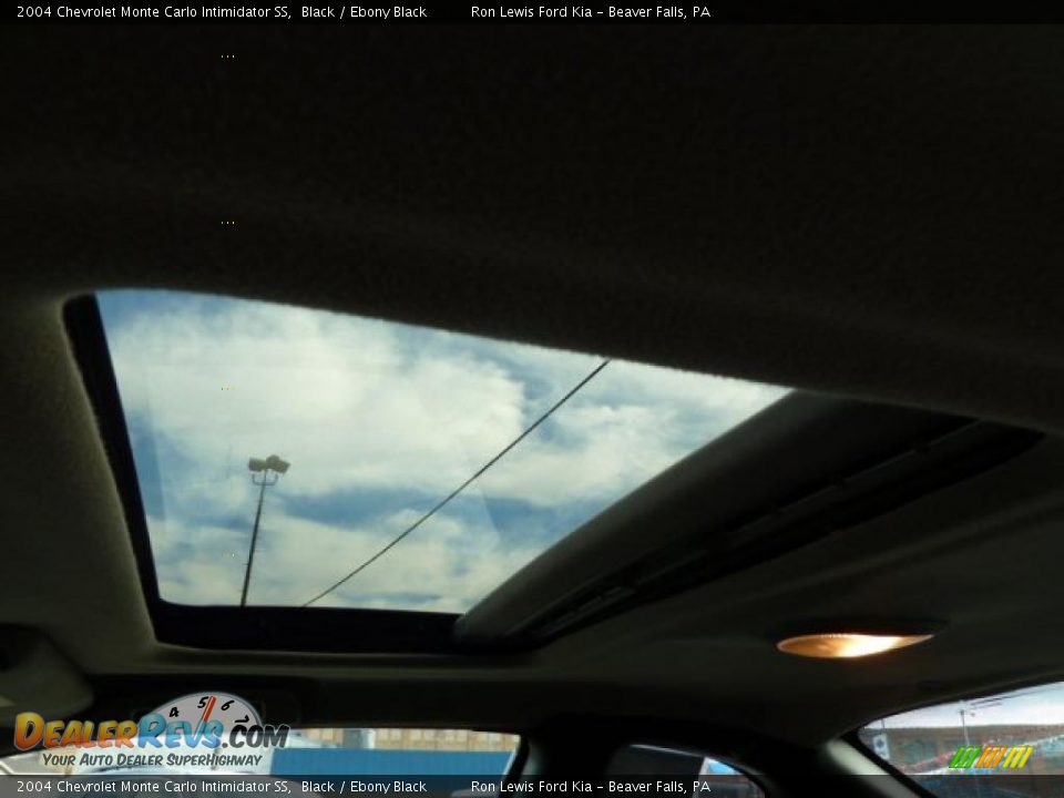 Sunroof of 2004 Chevrolet Monte Carlo Intimidator SS Photo #15