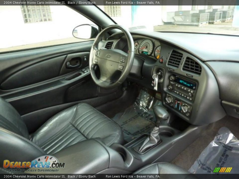 Dashboard of 2004 Chevrolet Monte Carlo Intimidator SS Photo #20