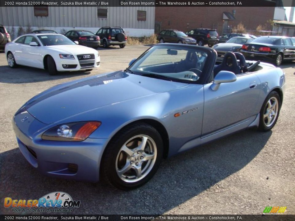 Front 3/4 View of 2002 Honda S2000 Roadster Photo #2