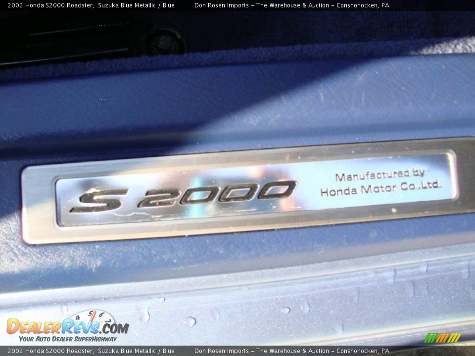 2002 Honda S2000 Roadster Logo Photo #21