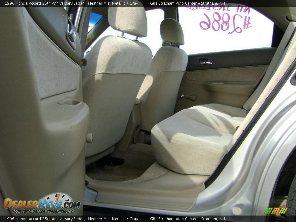 1996 Honda Accord 25th Anniversary Sedan Heather Mist Metallic / Gray Photo #12