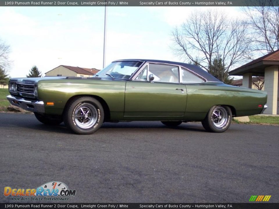 1969 Plymouth Road Runner 2 Door Coupe Limelight Green Poly / White Photo #10