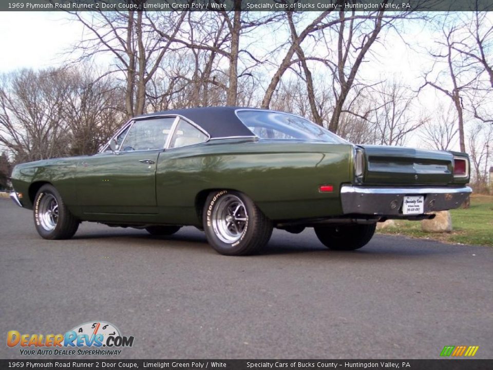 1969 Plymouth Road Runner 2 Door Coupe Limelight Green Poly / White Photo #12