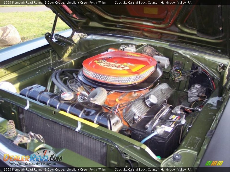 1969 Plymouth Road Runner 2 Door Coupe 383 cid OHV 16-Valve V8 Engine Photo #17