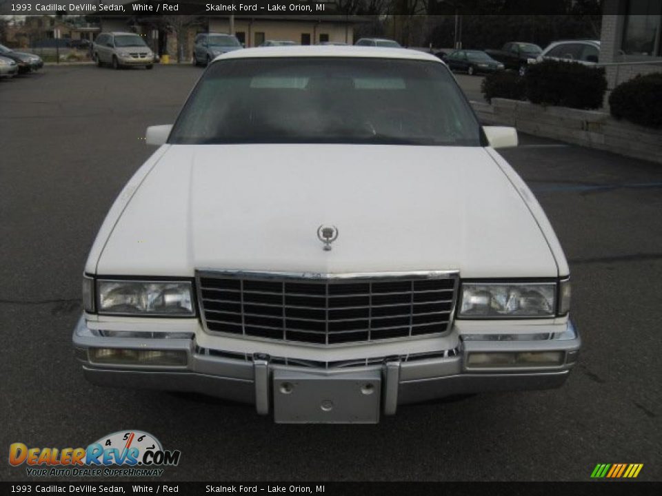 1993 Cadillac DeVille Sedan White / Red Photo #12