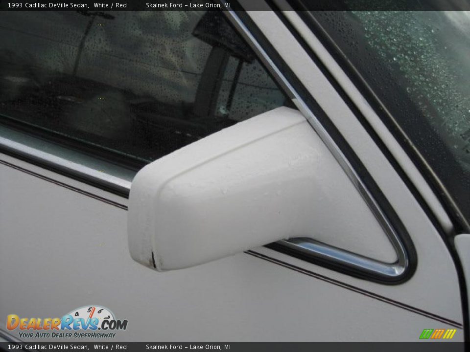 1993 Cadillac DeVille Sedan White / Red Photo #16