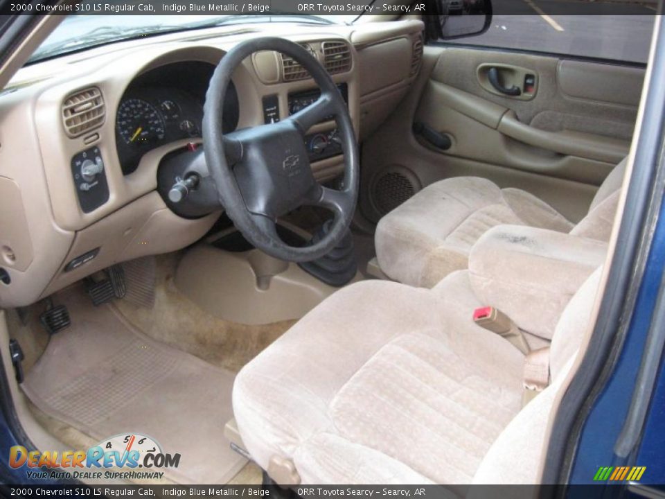Beige Interior - 2000 Chevrolet S10 LS Regular Cab Photo #5