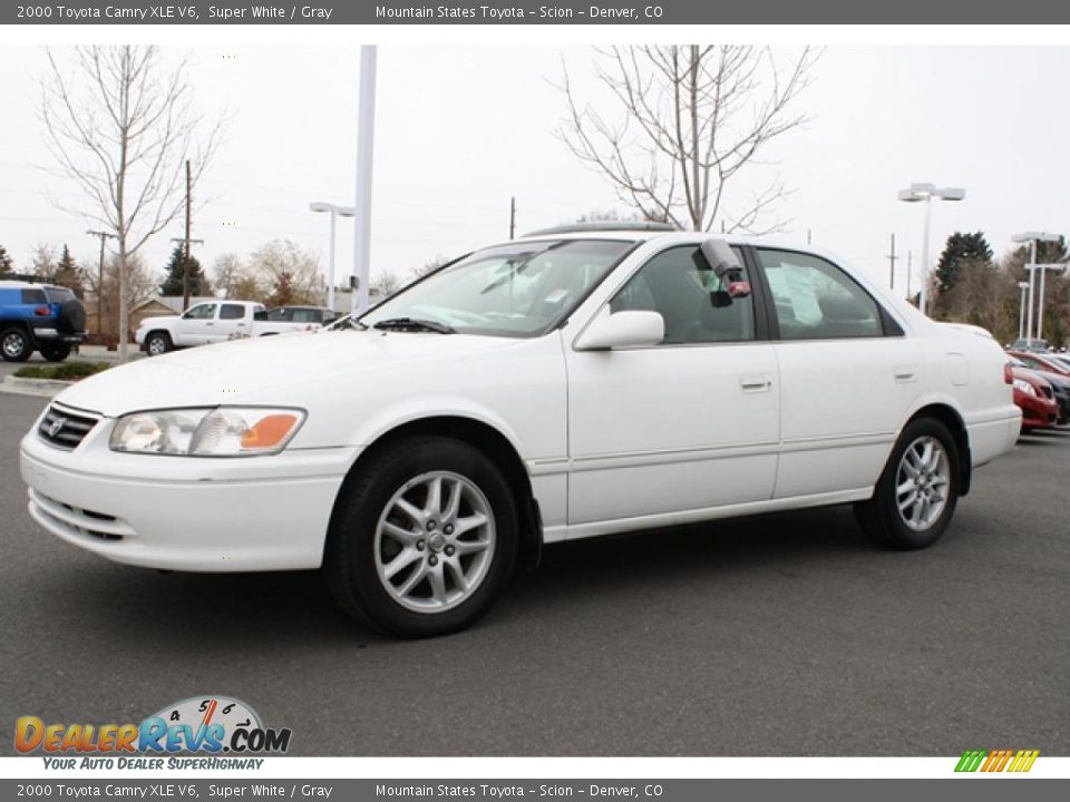 2000 Toyota Camry XLE V6 Super White / Gray Photo #5