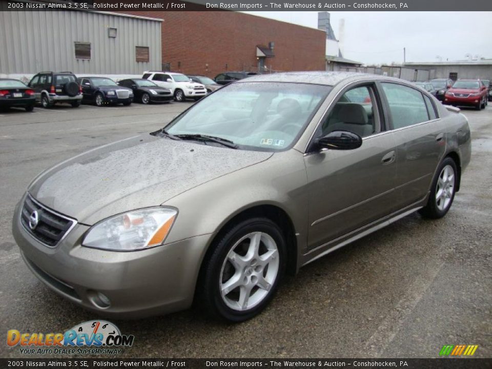 Front 3/4 View of 2003 Nissan Altima 3.5 SE Photo #2