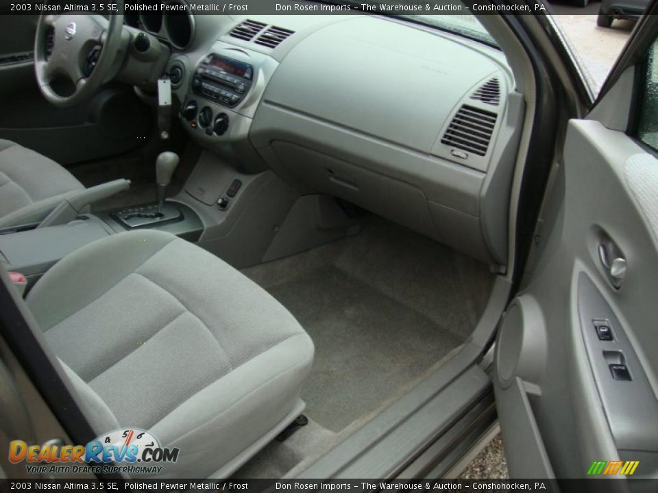 Frost Interior - 2003 Nissan Altima 3.5 SE Photo #19