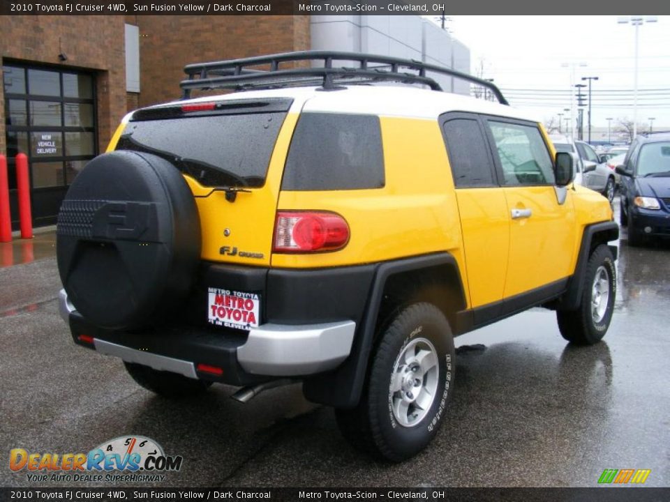 2010 Toyota FJ Cruiser 4WD Sun Fusion Yellow / Dark Charcoal Photo #3