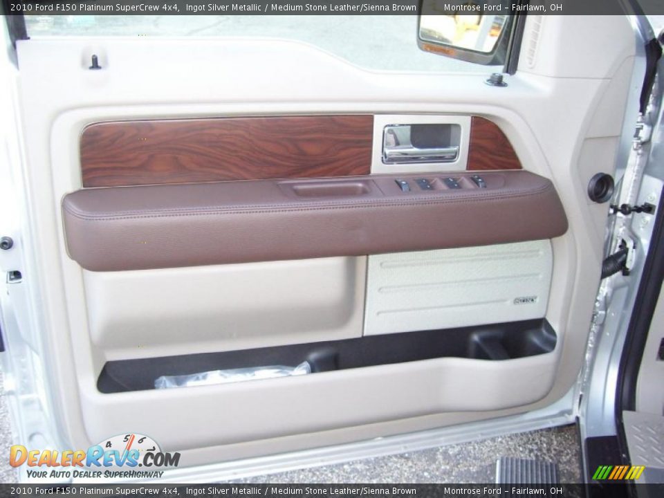 Door Panel of 2010 Ford F150 Platinum SuperCrew 4x4 Photo #11