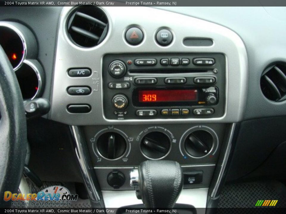 Controls of 2004 Toyota Matrix XR AWD Photo #11