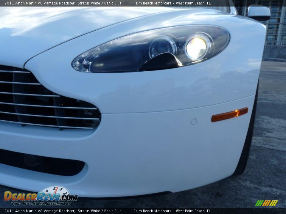 2011 Aston Martin V8 Vantage Roadster Stratus White / Baltic Blue Photo #13