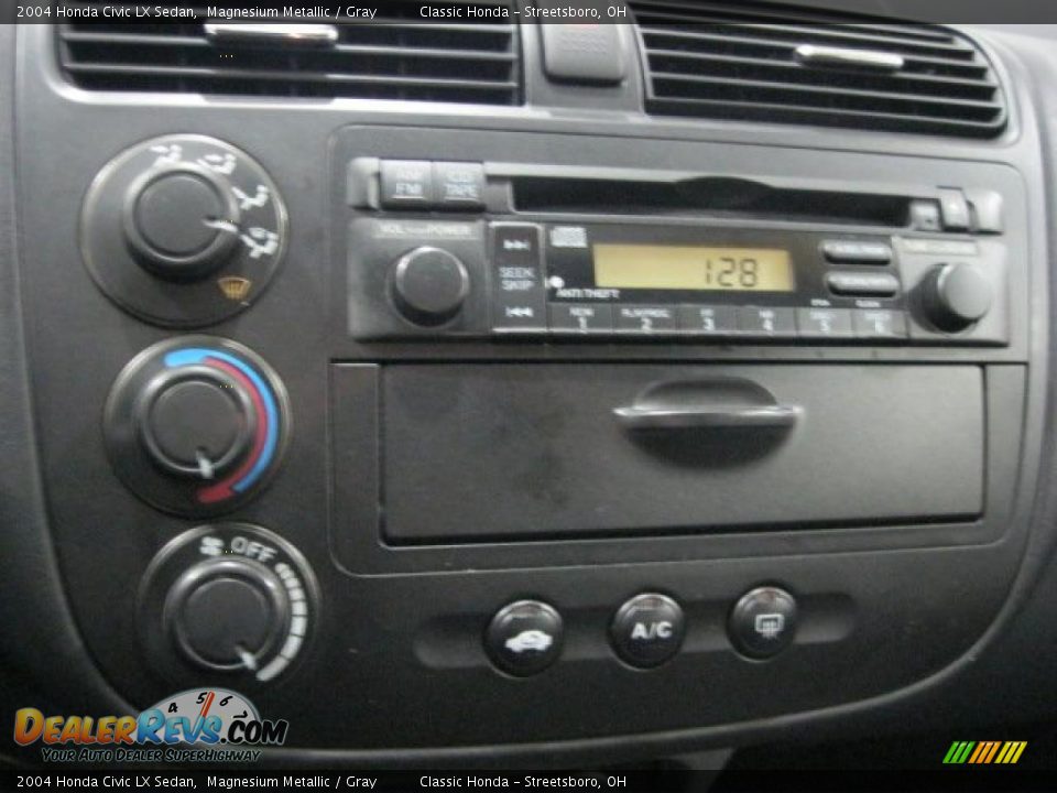 Controls of 2004 Honda Civic LX Sedan Photo #22