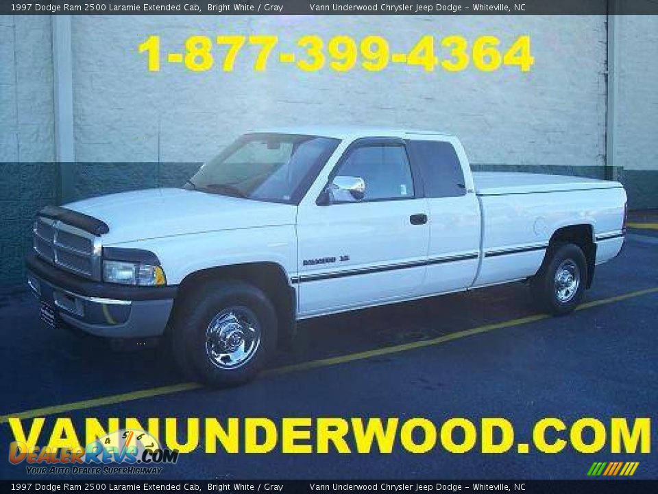 1997 Dodge Ram 2500 Laramie Extended Cab Bright White / Gray Photo #1