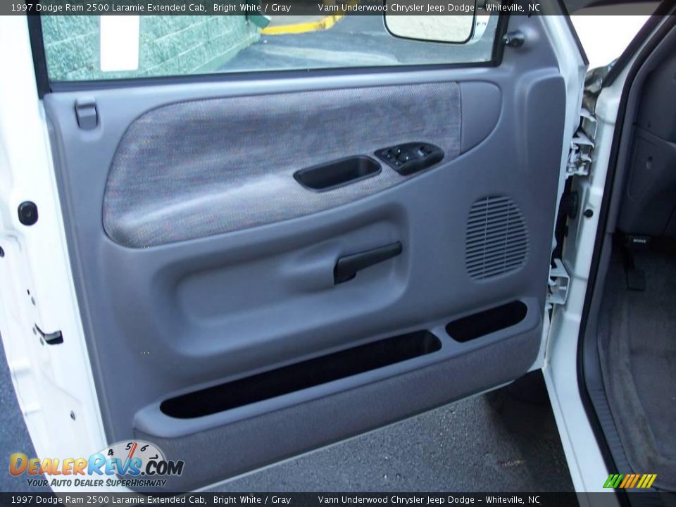 Door Panel of 1997 Dodge Ram 2500 Laramie Extended Cab Photo #17