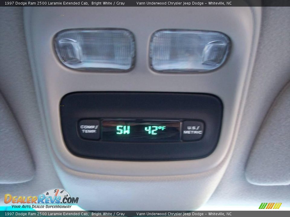 1997 Dodge Ram 2500 Laramie Extended Cab Bright White / Gray Photo #26