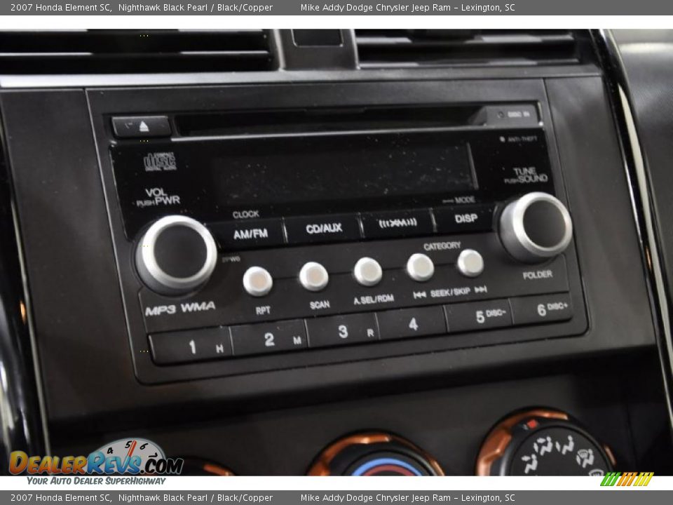 Controls of 2007 Honda Element SC Photo #11