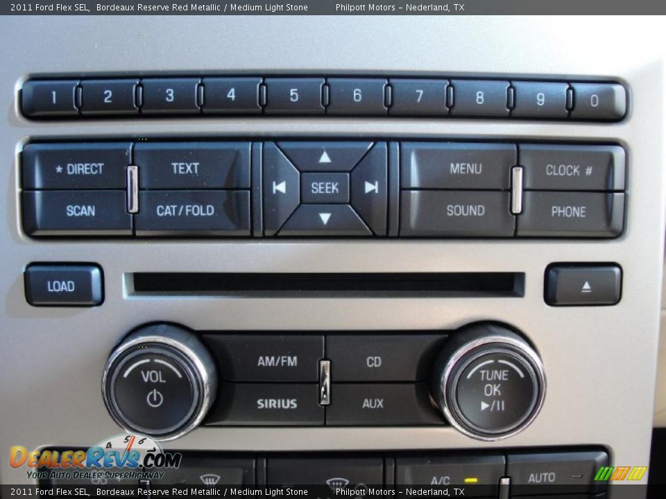 Controls of 2011 Ford Flex SEL Photo #36