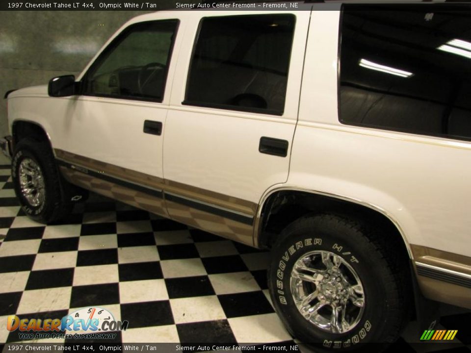 1997 Chevrolet Tahoe LT 4x4 Olympic White / Tan Photo #2