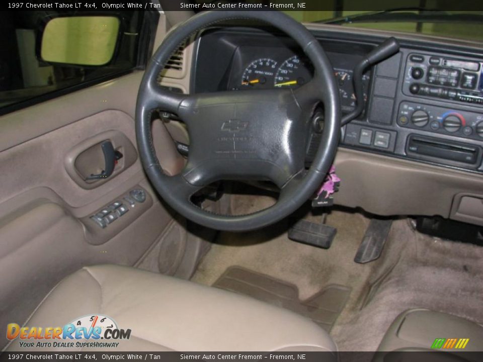 1997 Chevrolet Tahoe LT 4x4 Steering Wheel Photo #11