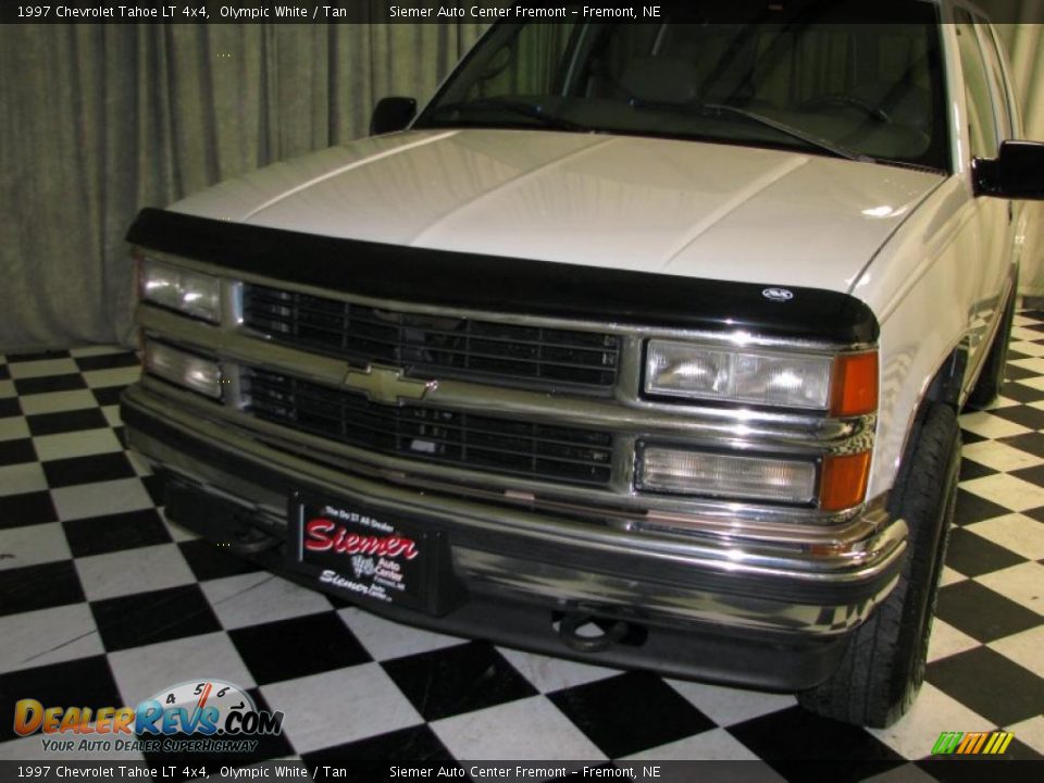 1997 Chevrolet Tahoe LT 4x4 Olympic White / Tan Photo #16
