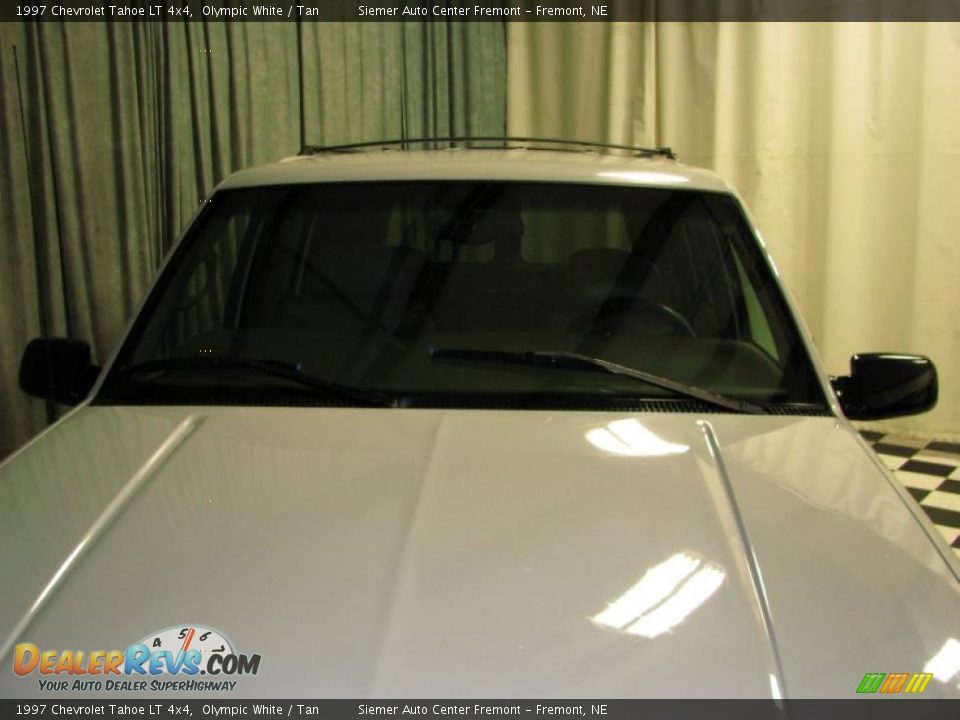 1997 Chevrolet Tahoe LT 4x4 Olympic White / Tan Photo #17