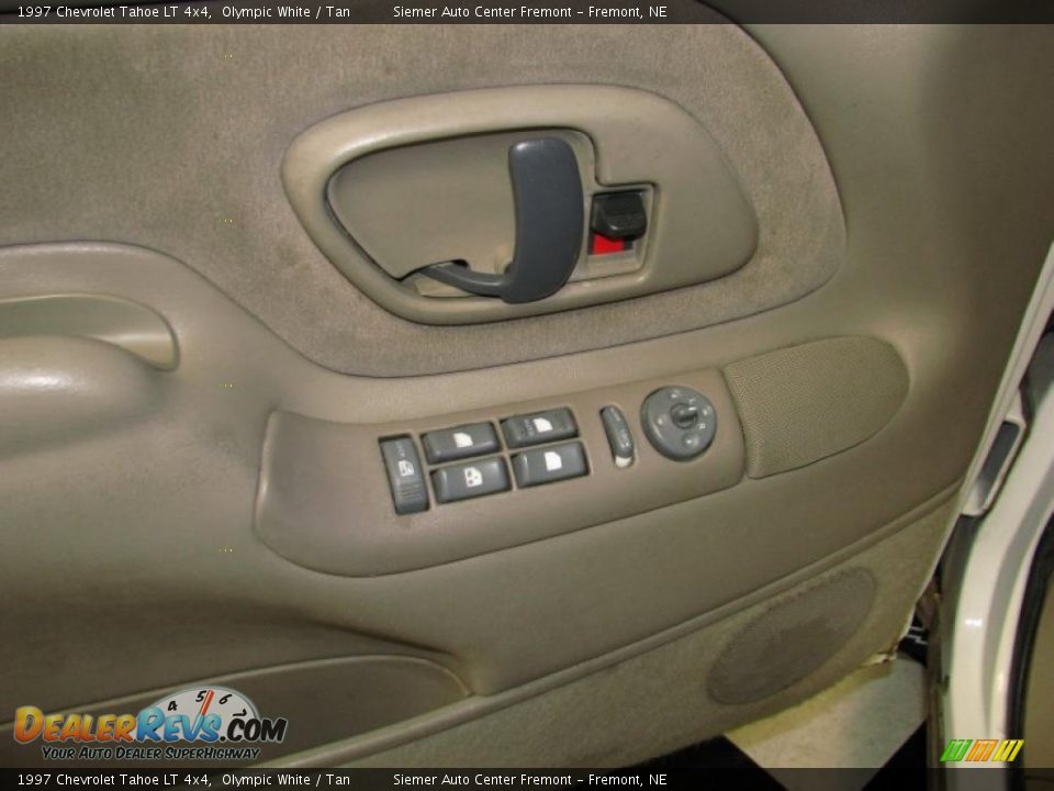 1997 Chevrolet Tahoe LT 4x4 Olympic White / Tan Photo #20