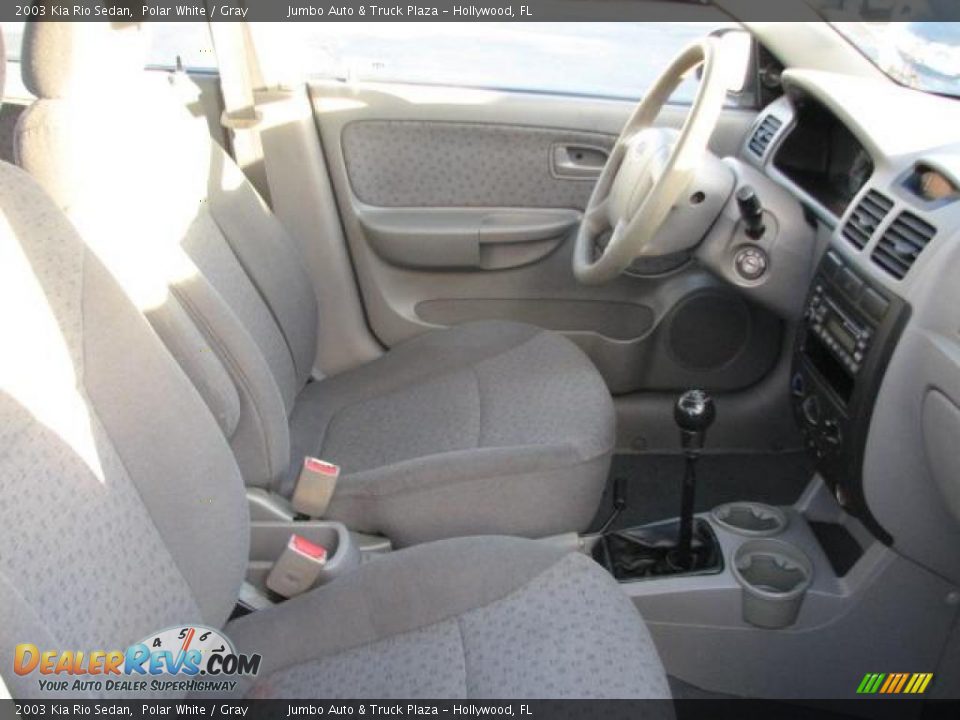 2003 Kia Rio Sedan Polar White / Gray Photo #15