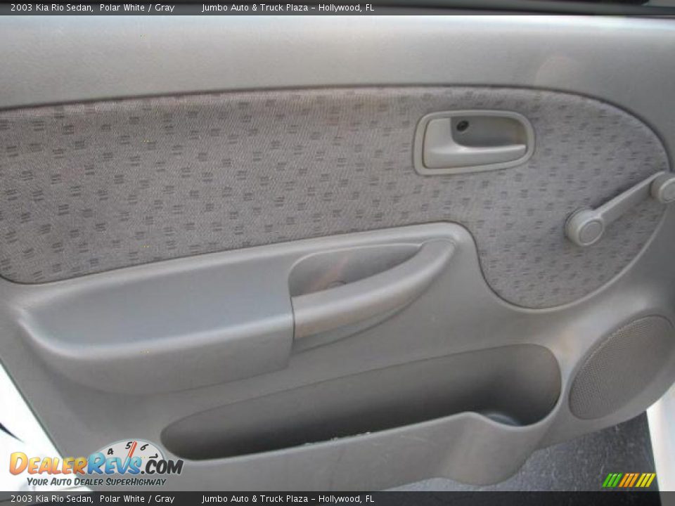 2003 Kia Rio Sedan Polar White / Gray Photo #21