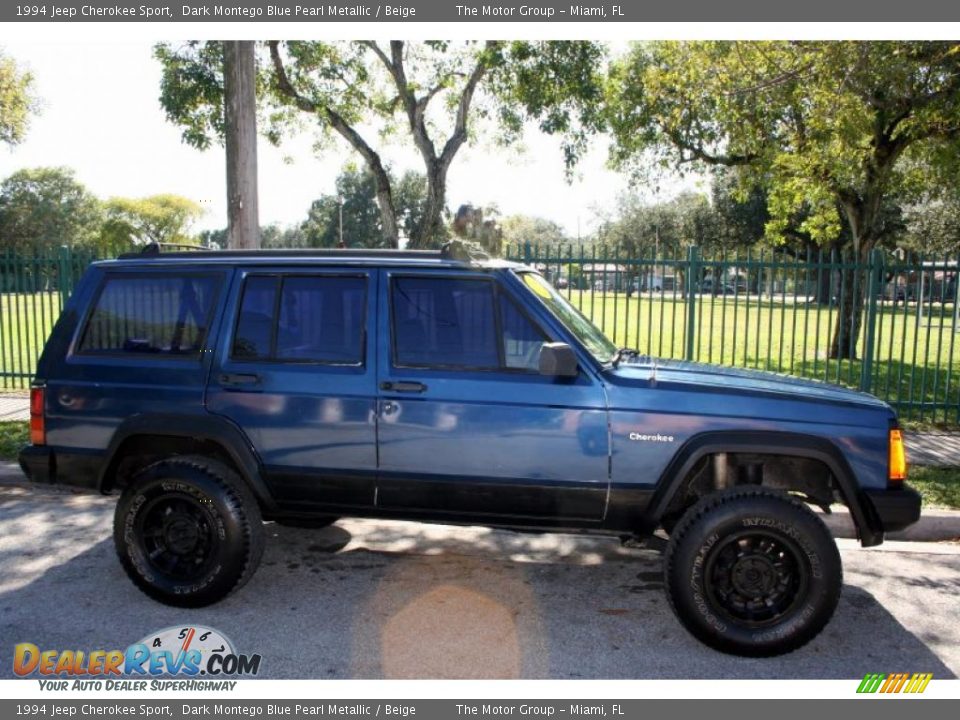 1994 Jeep Cherokee Sport Dark Montego Blue Pearl Metallic / Beige Photo #9