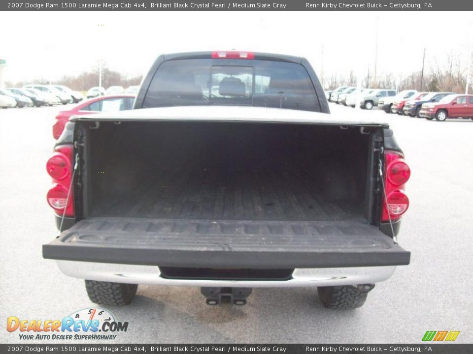 2007 Dodge Ram 1500 Laramie Mega Cab 4x4 Brilliant Black Crystal Pearl / Medium Slate Gray Photo #15