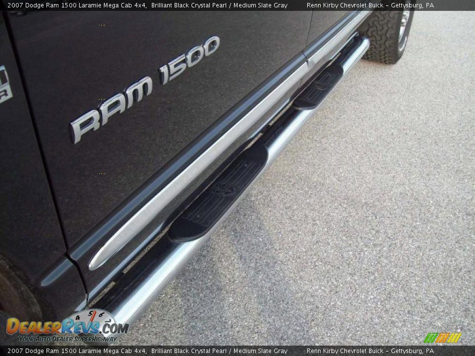 2007 Dodge Ram 1500 Laramie Mega Cab 4x4 Brilliant Black Crystal Pearl / Medium Slate Gray Photo #30