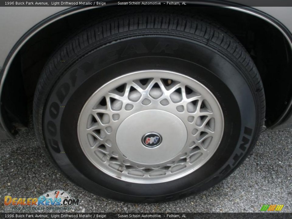 1996 Buick Park Avenue  Wheel Photo #8