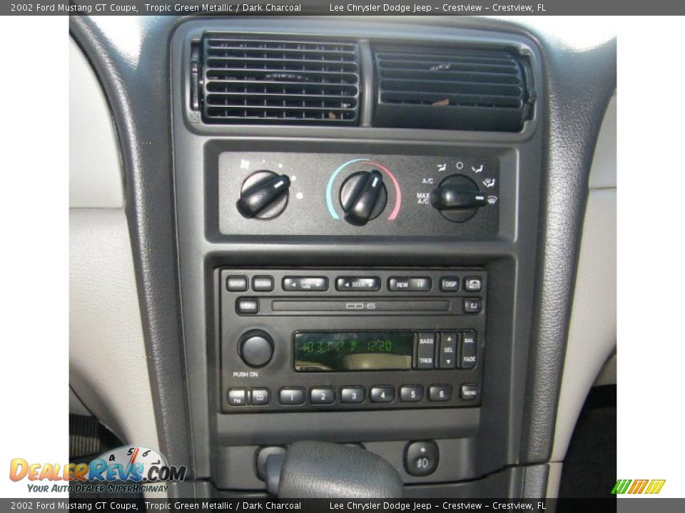 2002 Ford Mustang GT Coupe Tropic Green Metallic / Dark Charcoal Photo #17
