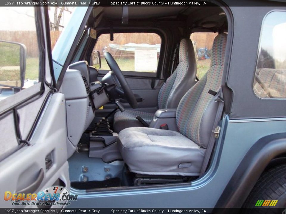 Gray Interior - 1997 Jeep Wrangler Sport 4x4 Photo #35