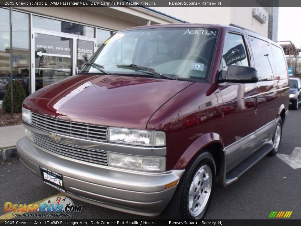 2005 Chevrolet Astro LT AWD Passenger Van Dark Carmine Red Metallic / Neutral Photo #1