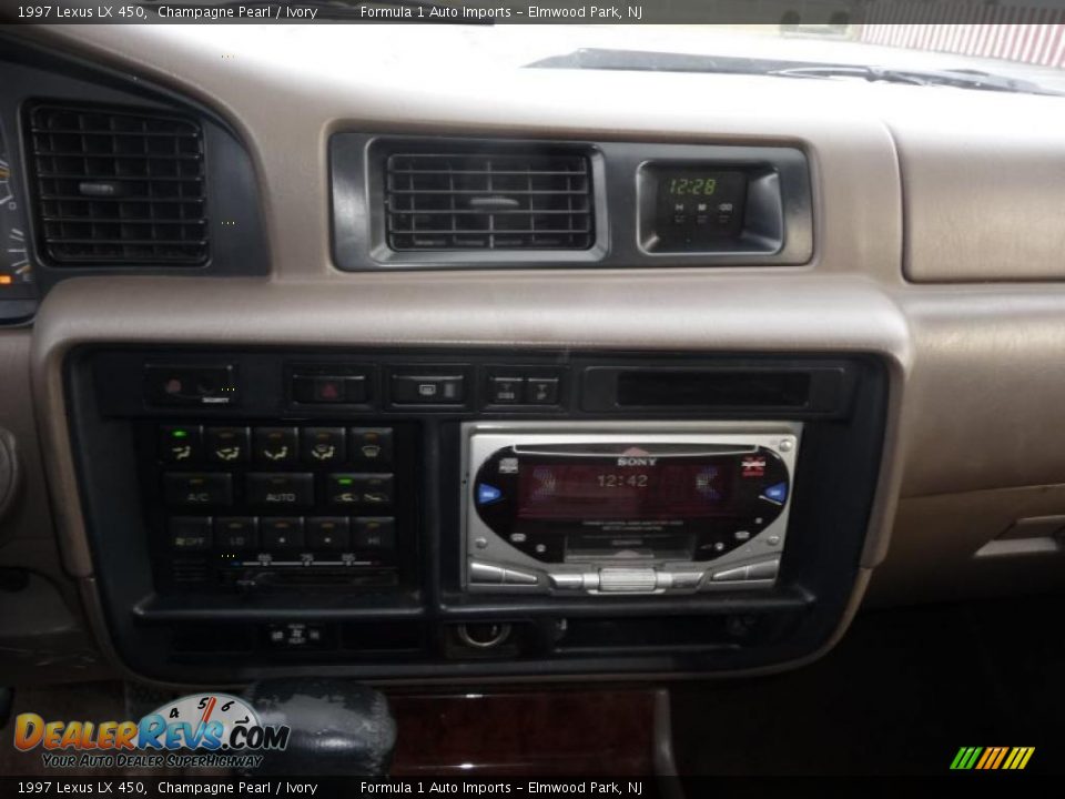 1997 Lexus LX 450 Champagne Pearl / Ivory Photo #16