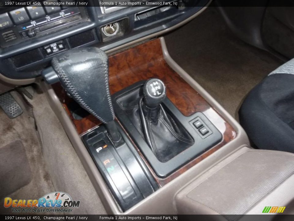 1997 Lexus LX 450 Champagne Pearl / Ivory Photo #17