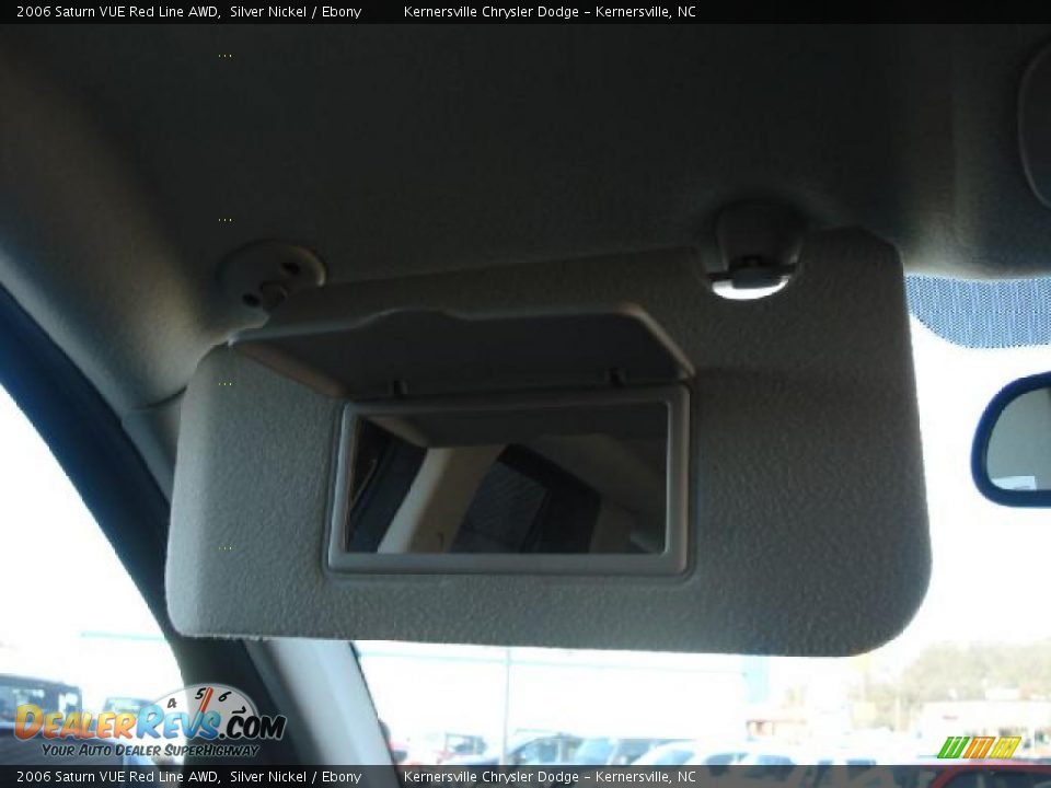 2006 Saturn VUE Red Line AWD Silver Nickel / Ebony Photo #16