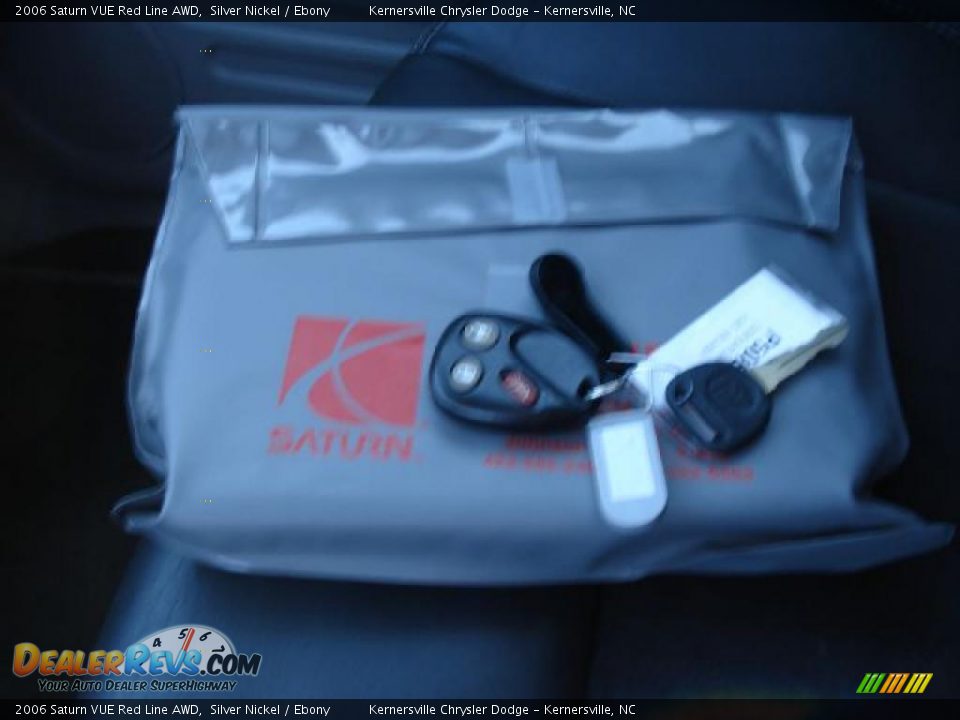 2006 Saturn VUE Red Line AWD Silver Nickel / Ebony Photo #33